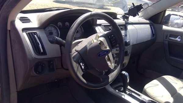 2009 Ford Focus — vehicle photo 4