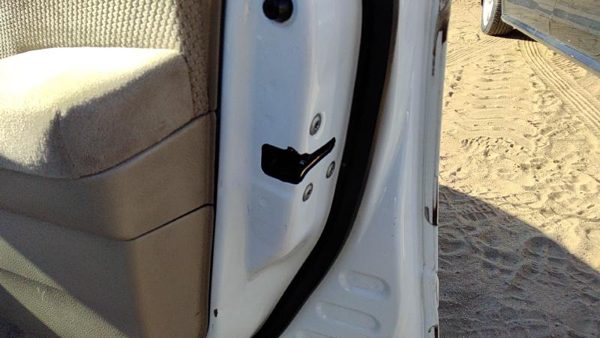 2007-2012 Nissan Altima Passenger Right Front Door Latch With Rods/Cables Oem — photo 3