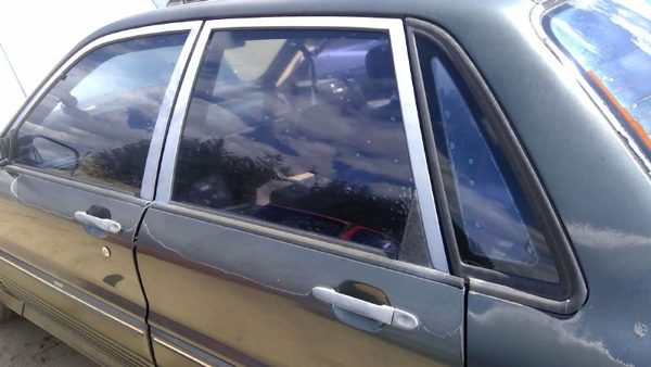 1991 Mitsubishi Galant VR-4 Driver Left Rear Door Shell OEM Back LH Green — photo 8