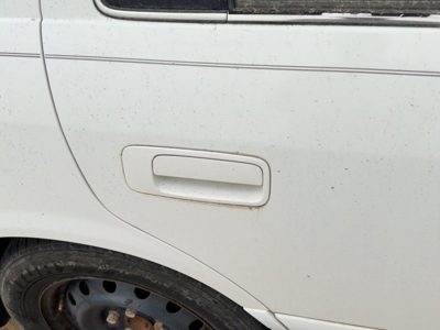 97-01 Camry Passenger Right Rear Outside Door Handle Back 4-Door Sedan White 040