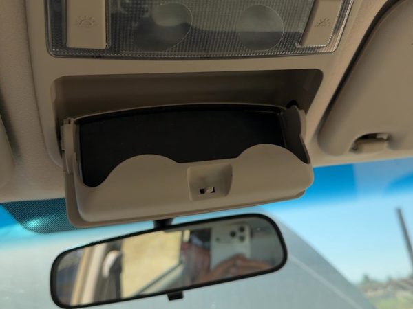01-06 Elantra Center Overhead Console Oem Dome Light Map Lamp Cubby Gray Ze — photo 5
