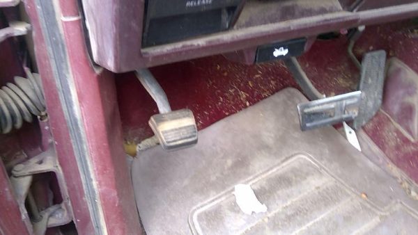 88-94 Gmc Sierra 2500 Parking Brake Pedal Assembly Oem Complete Emergency Unit — photo 3