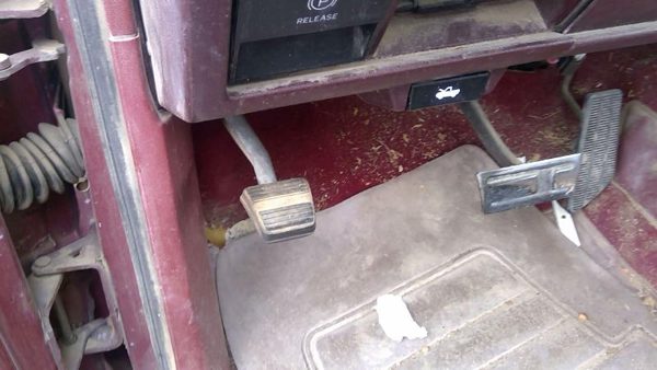 88-94 Gmc Sierra 2500 Parking Brake Pedal Assembly Oem Complete Emergency Unit — photo 4