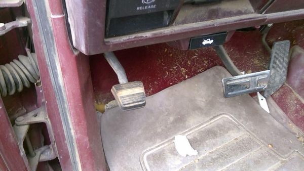 88-94 Gmc Sierra 2500 Parking Brake Pedal Assembly Oem Complete Emergency Unit — photo 5