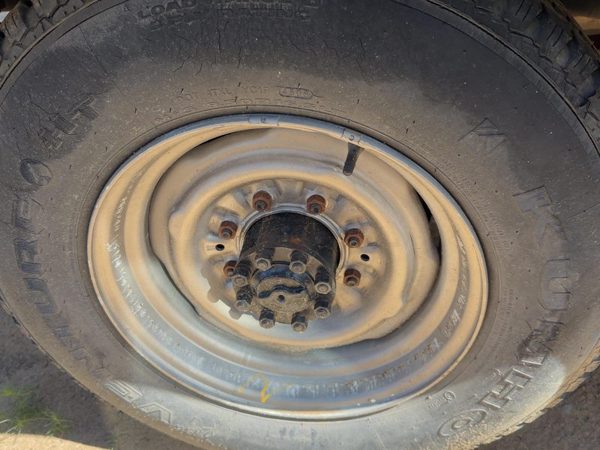 1967-1982 Ford F250 16.5" Steel Wheeo Oem Factory Rim #2 D5Tz1007F — photo 1