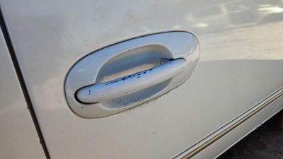 98 Town & Country Driver Left Rear Outside Door Handle Oem Back Pwp Golden White