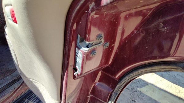 1995-2000 Gmc Yukon Passenger Right Rear Door Latch With Rods/Cables Oem Back — photo 3