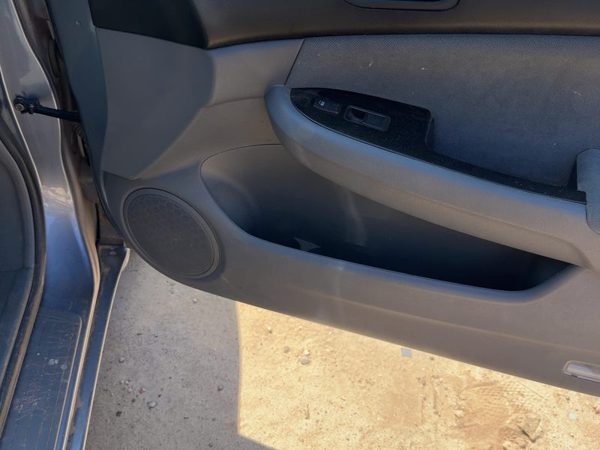 06-07 Honda Accord Passenger Right Front Door Trim Panel With Switches 2.4L Gray — photo 8