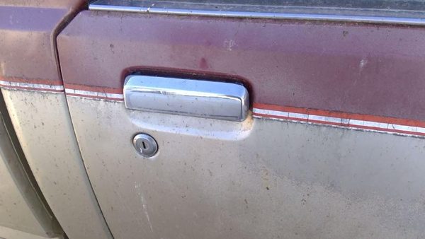 1986-1987 Isuzu Pup Pickup Passenger Right Front Outside Door Handle Oem — photo 3