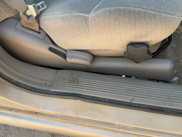 2000-2005 Buick Lesabre Passenger Right Side Seat Trim Panel Oem Taupe 56B — photo 2