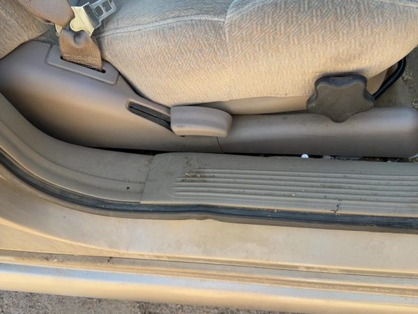 2000-2005 Buick Lesabre Passenger Right Side Seat Trim Panel Oem Taupe 56B — photo 3