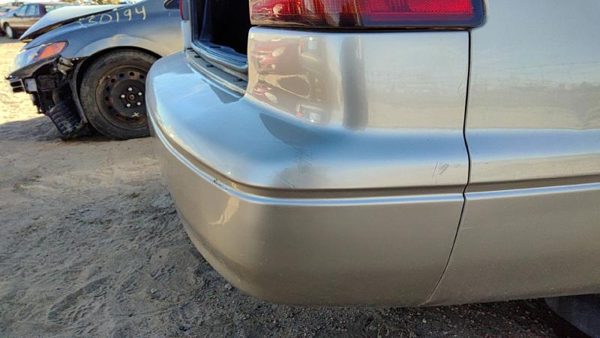 1997-1999 Toyota Camry Rear Bumper Cover Assembly Oem Back Gold — photo 6
