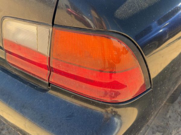 95-96 Maxima Passenger Right Outer Tail Light Brake Lamp Oem Rear 4-Door Sedan — photo 3