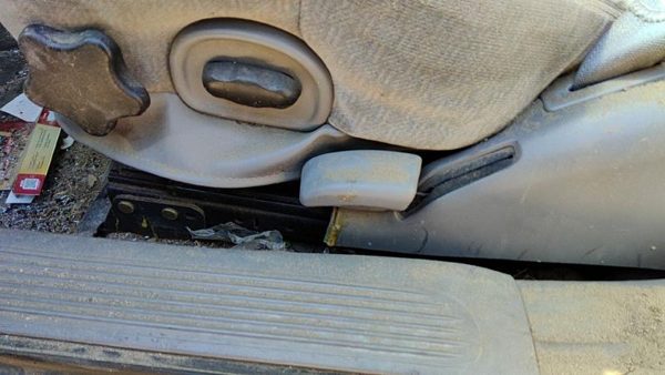 2000-2005 Buick Lesabre Driver Left Power Seat Track With Motors Only Gray 17B — photo 1