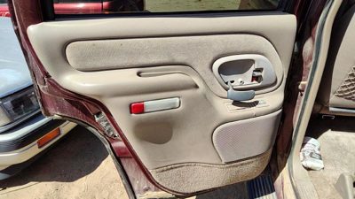 1995-99 Gmc Yukon Driver Left Rear Inside Door Trim Panel Only Oem Back Tan 522