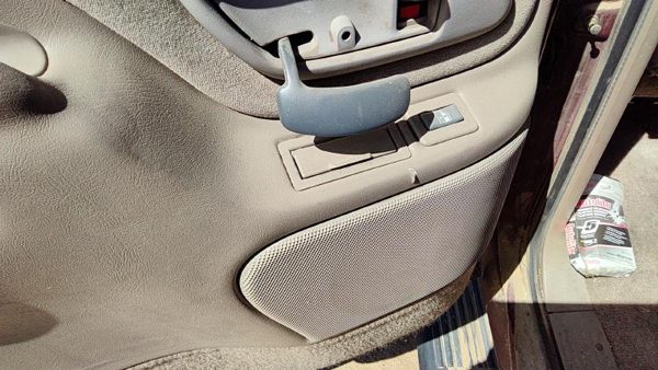 1995-99 Gmc Yukon Driver Left Rear Inside Door Trim Panel Only Oem Back Tan 522 — photo 6