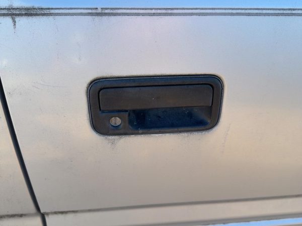 1988-1995 Isuzu Pup Passenger Right Front Outside Door Handle Oem Silver — photo 2