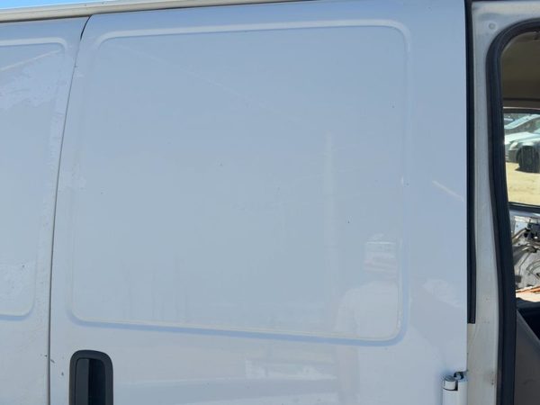 2000 Chevy Express 2500 Rear Door RH White 50U — photo 6