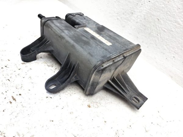 2007-2008 Suzuki Grand Vitara Xl-7 Fuel Vapor Canister Oem Charcoal Housing — photo 5