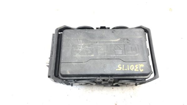 2018-2020 Buick Regal Engine Fuse Box Panel Power Distribution Block Oem 2.0l — photo 2