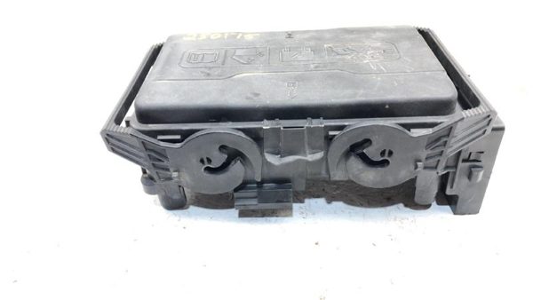 2018-2020 Buick Regal Engine Fuse Box Panel Power Distribution Block Oem 2.0l — photo 4