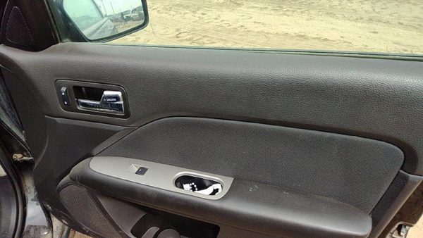 10-11 Ford Fusion Passenger Right Front Door Trim Panel With Switches Black Dw — photo 3