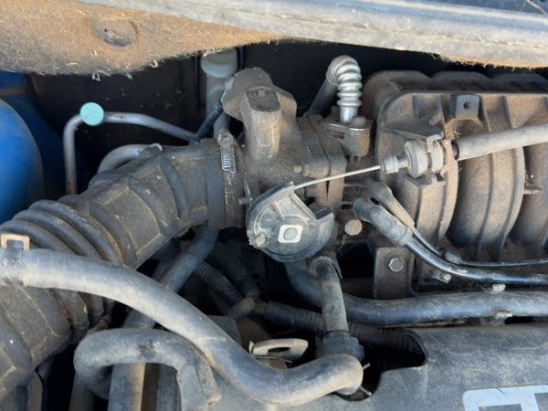 2004-2005 Chevy Aveo Throttle Body Valve Oem With Sensors 1.6L Cable Actuated — photo 4