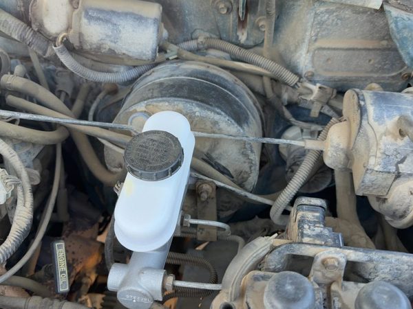 91-94 Ford Explorer 2 Dr Power Brake Booster with Master Cylinder Pair Set OEM — photo 1