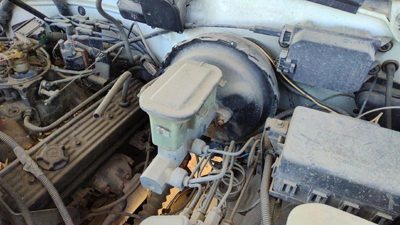 95-96 Chevy Silverado 1500 Power Brake Booster With Master Cylinder Pair Set Oem