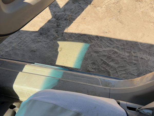 2005-2006 Honda Crv Passenger Right Lower Sill Step Moulding Trim Panel Oem Tan — photo 3