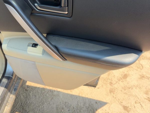 03-04 Fx45 Passenger Right Rear Door Trim Panel Switches Back Willow/Black S — photo 7