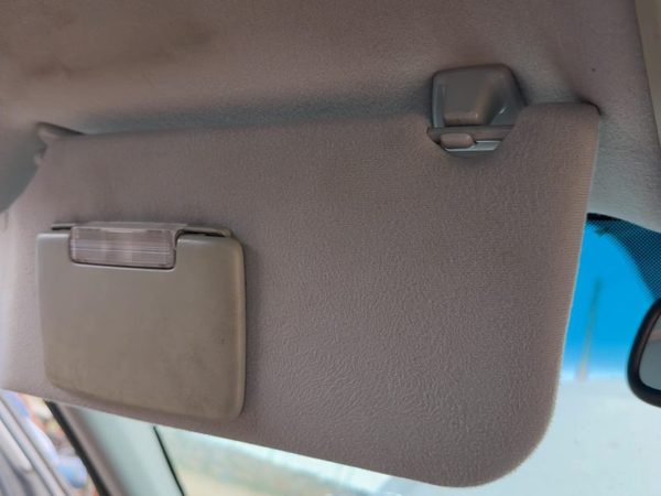 2007 Ford Fivehundred Driver Left Sun Visor Oem Black Hw 7F9Z7404105Cb — photo 3