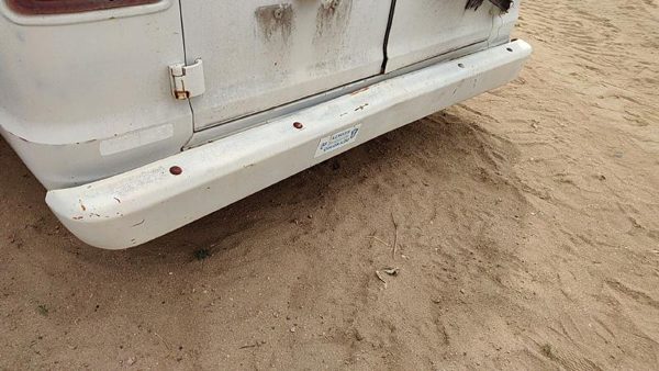 1971-1977 Dodge Van B200 Rear Bumper Assembly Oem Back White 02959531 — photo 2