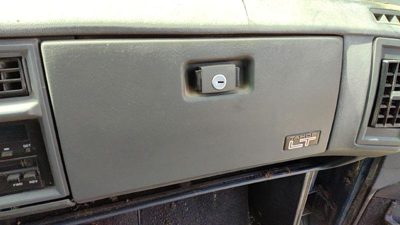 83-94 Chevy S10 Blazer Glove Box Assembly Complete Door With Latch Oem Black
