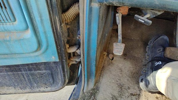 1980-1986 Ford F150 Driver Left Lower Kick Trim Panel Oem Blue — photo 1