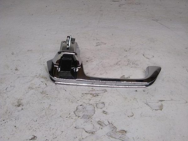 1986 LH 86 Blazer Driver Left Front Outside Door Handle Suburban Chevy Pickup — photo 2