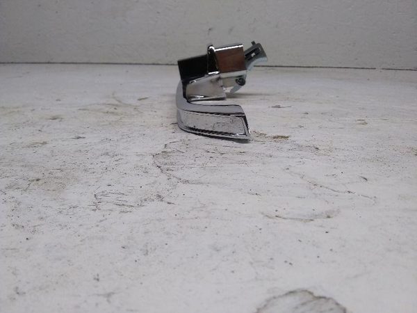 1986 LH 86 Blazer Driver Left Front Outside Door Handle Suburban Chevy Pickup — photo 4
