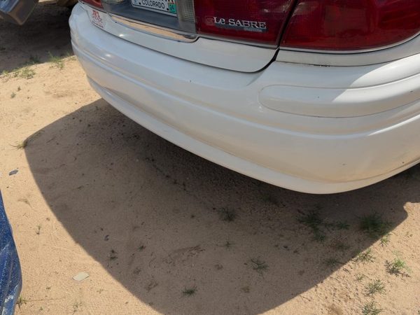 2000-2005 Buick Lesabre Rear Bumper Cover Assembly Oem Back White 40U 25771214 — photo 6