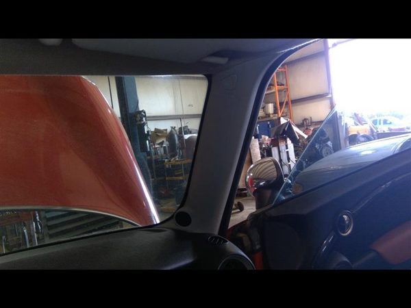 2008 Mini Cooper Dash Panel * Free Shipping * RH Passenger Right A Pillar Trim — photo 1