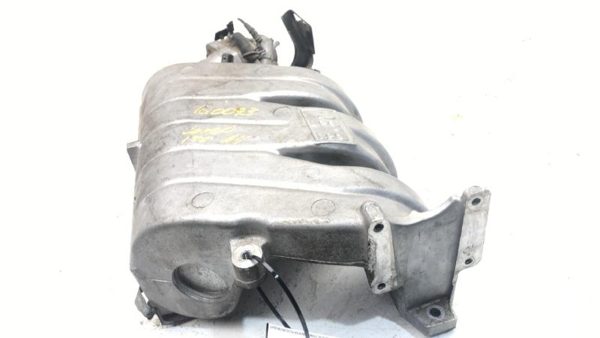 1998 Dodge Caravan Intake Manifold 3.3L Upper — photo 5
