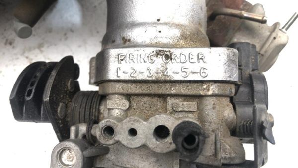 1998 Dodge Caravan Intake Manifold 3.3L Upper — photo 6