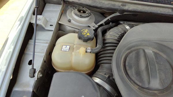 2015-2017 Chrysler 200 Coolant Reservoir Radiator Overflow Tank Bottle Oem — photo 3