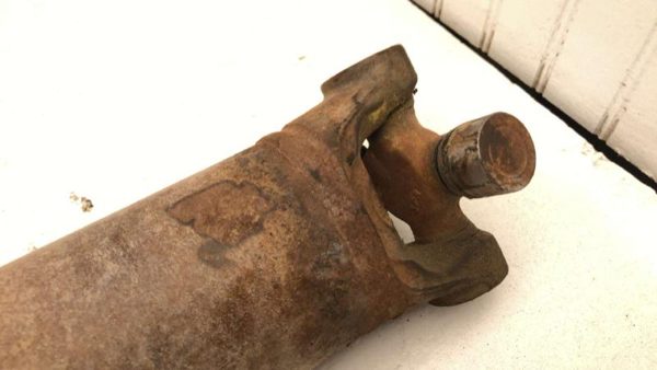 2001-03 Sierra 2500 Hd Rear Drive Shaft Oem Back Section Driveline 8.1l Allison — photo 10