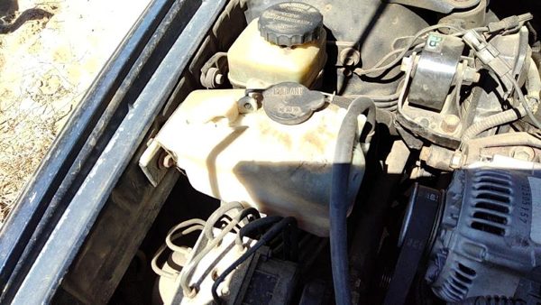 1997-2000 Toyota Camry Coolant Reservoir Radiator Overflow Tank Bottle Oem — photo 1