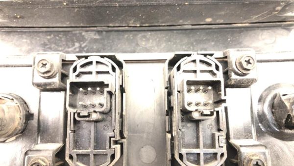 2007-2009 Chrysler Aspen Temperature Control Module In Dash Heater Ac Head Unit — photo 8