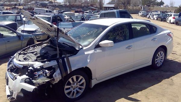 2014 Nissan Altima — vehicle photo 3