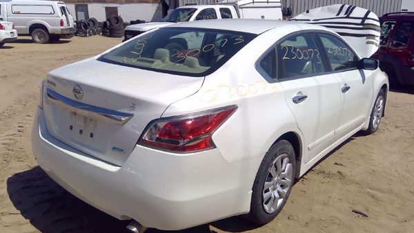 2014 Nissan Altima — vehicle photo 7
