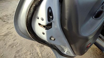 1996-1999 Ford Taurus Driver Left Rear Door Latch With Rods/Cables Oem Back