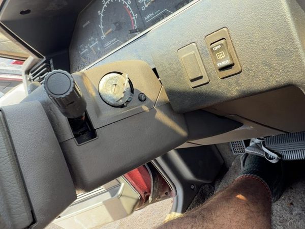 1985-1988 Nissan Maxima Clam Shell Steering Column Trim Gray OEM 6810042E00 — photo 2