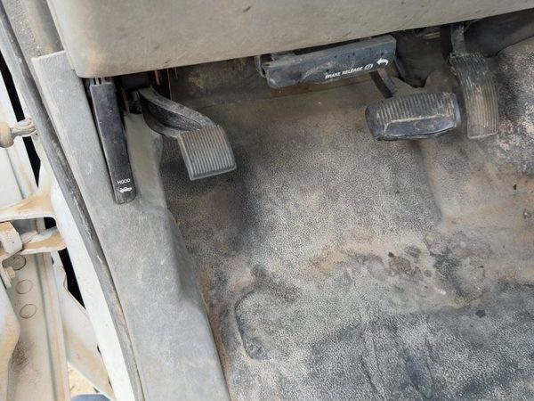 1999-2007 Ford F350 Parking Brake Pedal Assembly Oem Complete Emergency Unit — photo 2